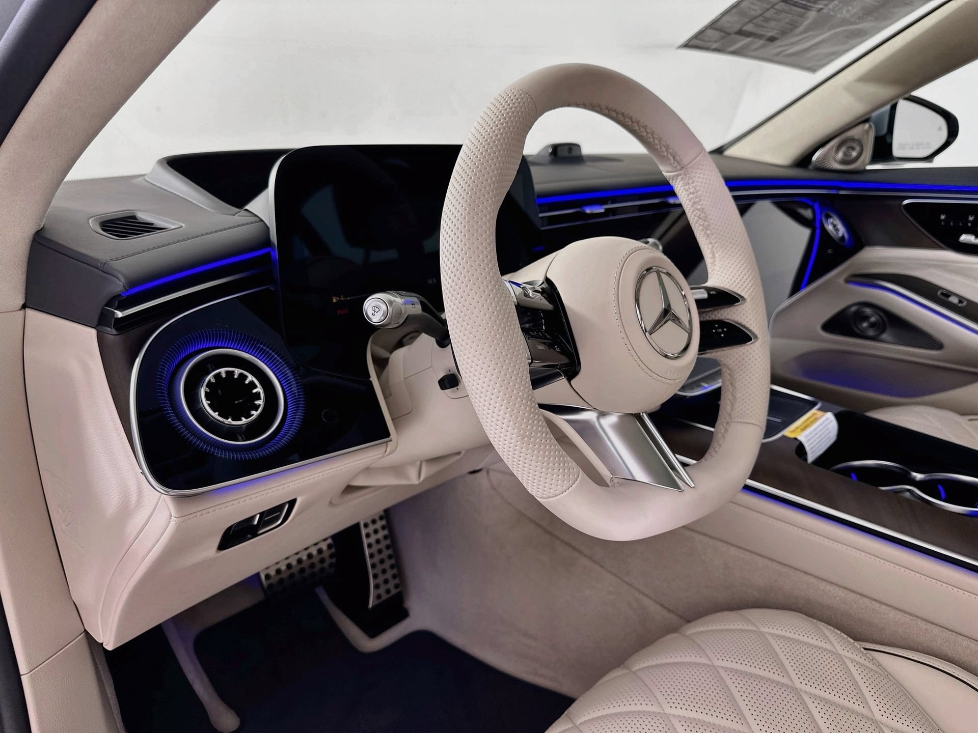 New 2027 Mercedes-Benz S 580 4MATIC Sedan image 10