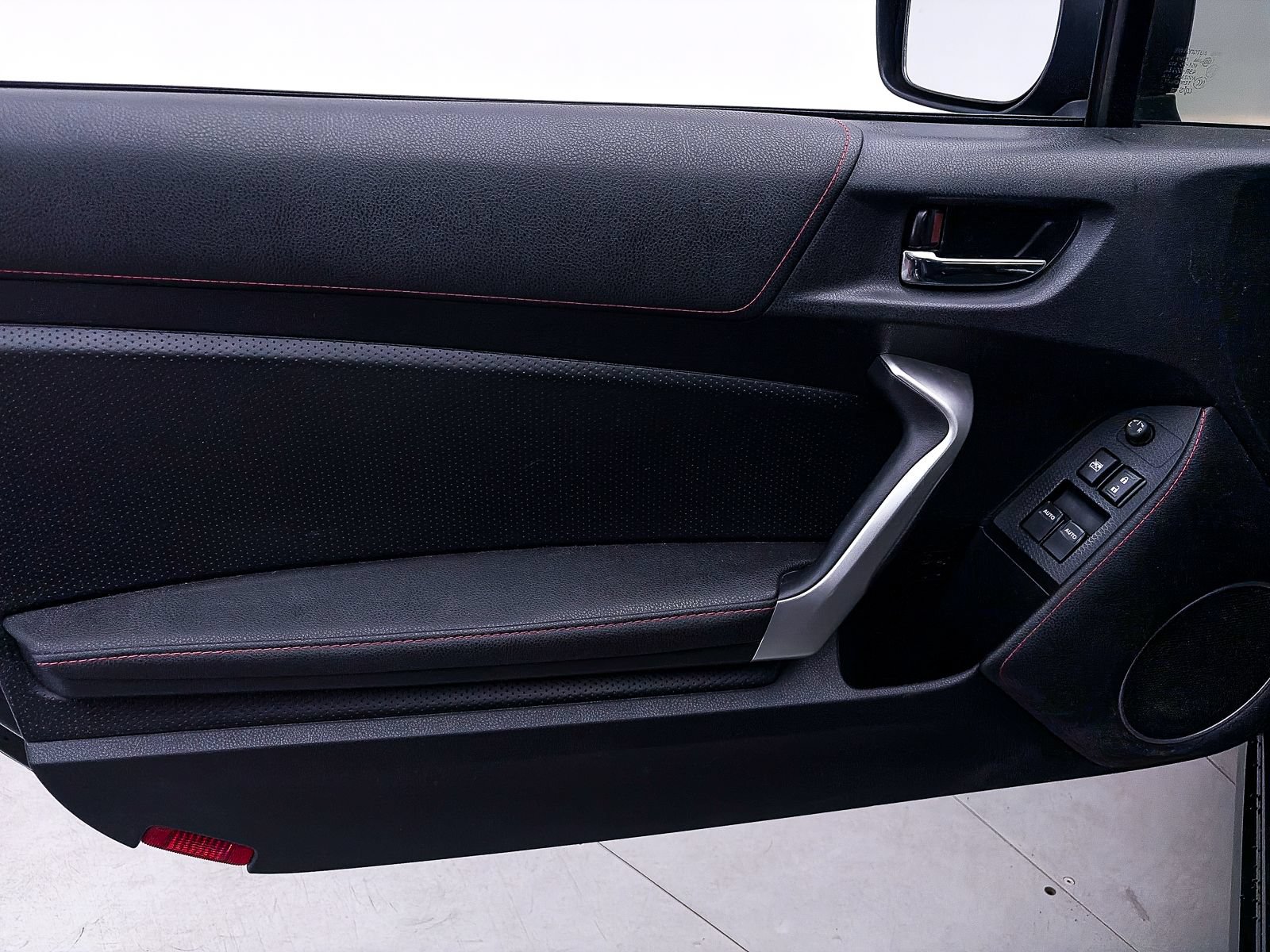 Used 2016 Scion FR-S RWD image 12