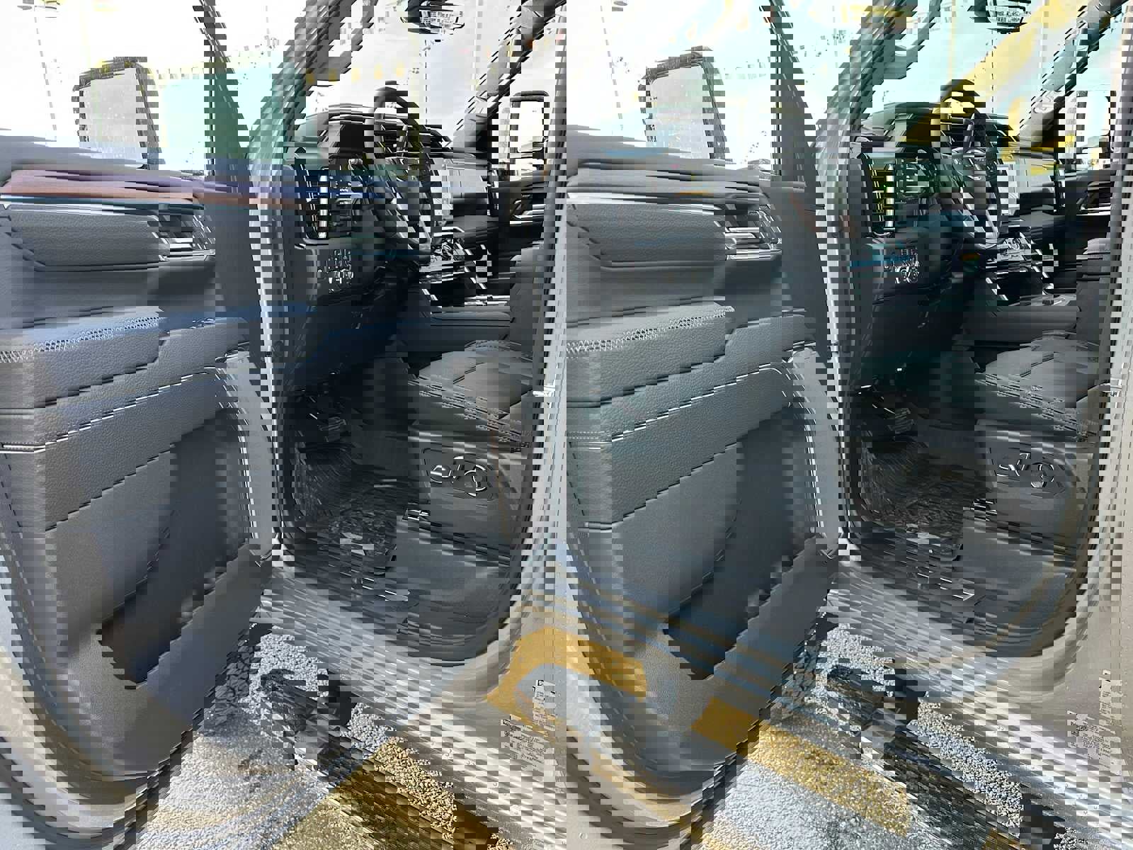 New 2026 GMC Sierra 2500 Denali w/ Denali Reserve Package image 20