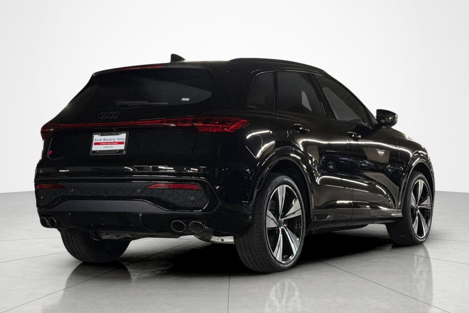 New 2026 Audi SQ5 Premium Plus AWD/4WD image 6