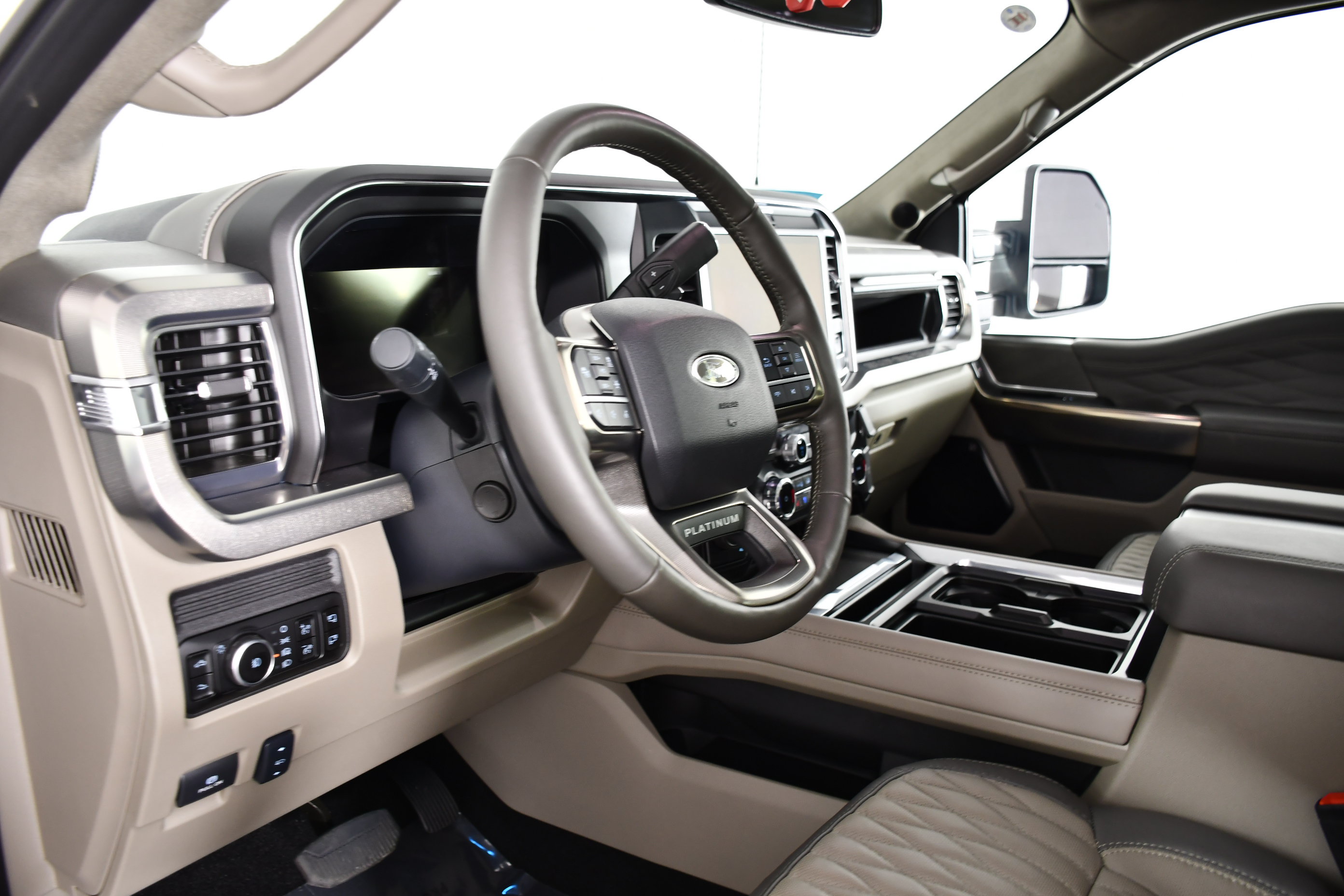 Used 2026 Ford F450 Platinum w/ Platinum Plus Package AWD/4WD image 46