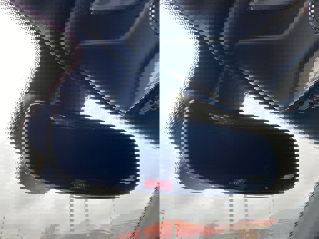 Used 2025 Jeep Compass Limited image 27