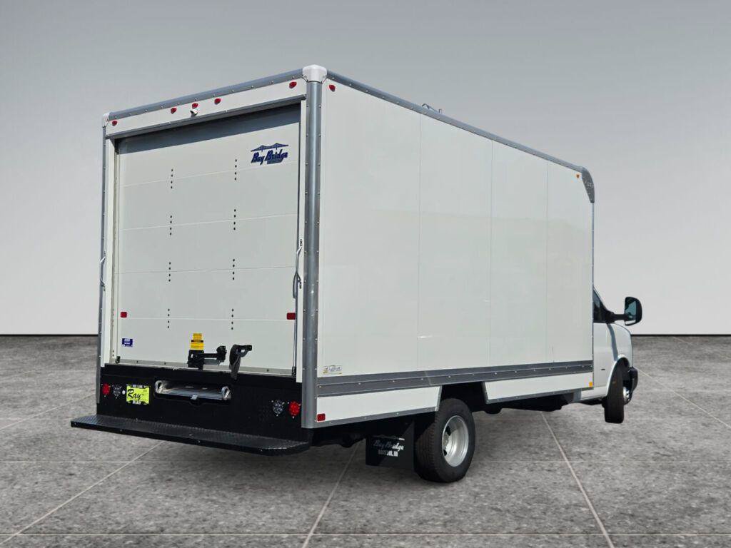 New 2026 Chevrolet Express 3500 w/ Power Convenience Package RWD image 4
