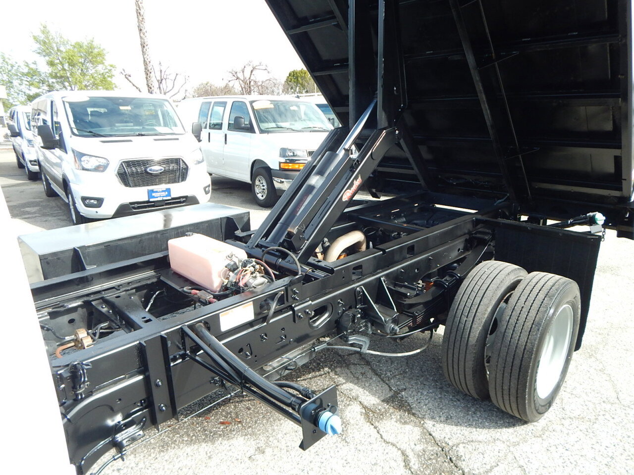 Used 2021 Ford F550 4x4 Regular Cab Super Duty image 15