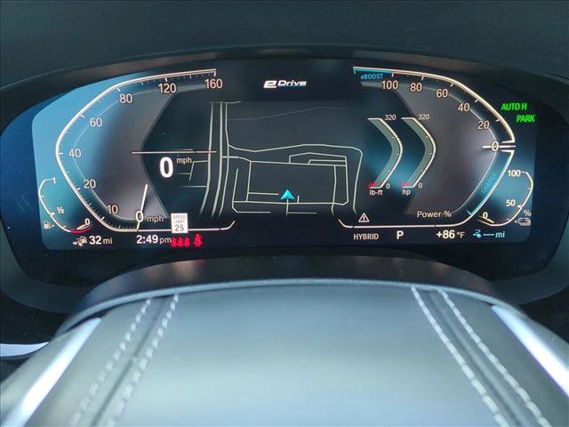 Used 2023 BMW 530e w/ Convenience Package image 11