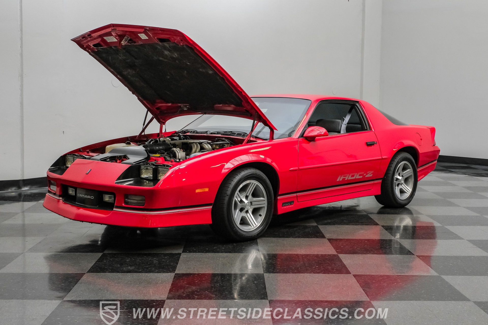 Used 1990 Chevrolet Camaro IROC-Z RWD image 36