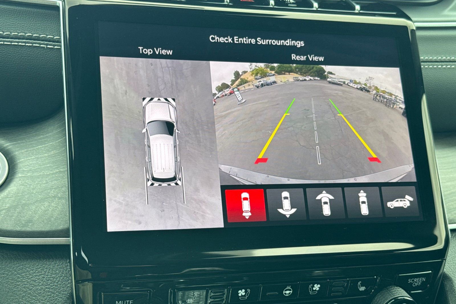 New 2025 Jeep Grand Cherokee Limited w/ Luxury Tech Group II image 23