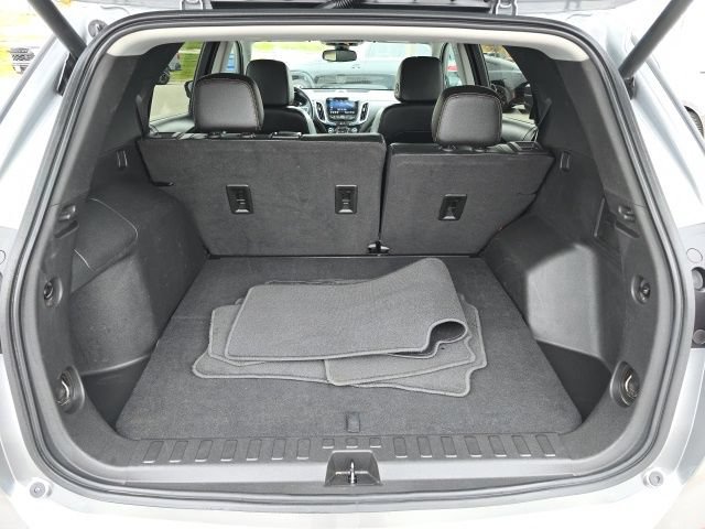 Used 2023 Chevrolet Equinox Premier AWD/4WD image 16
