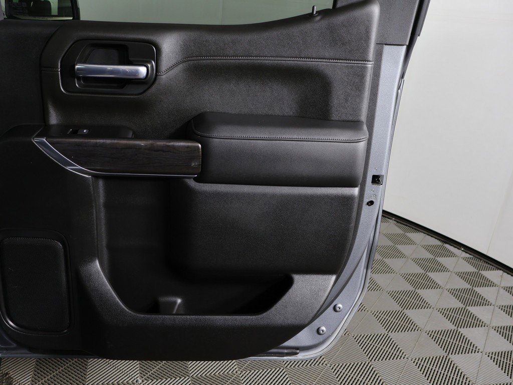 Used 2020 Chevrolet Silverado 1500 LTZ w/ LTZ Convenience Package image 22