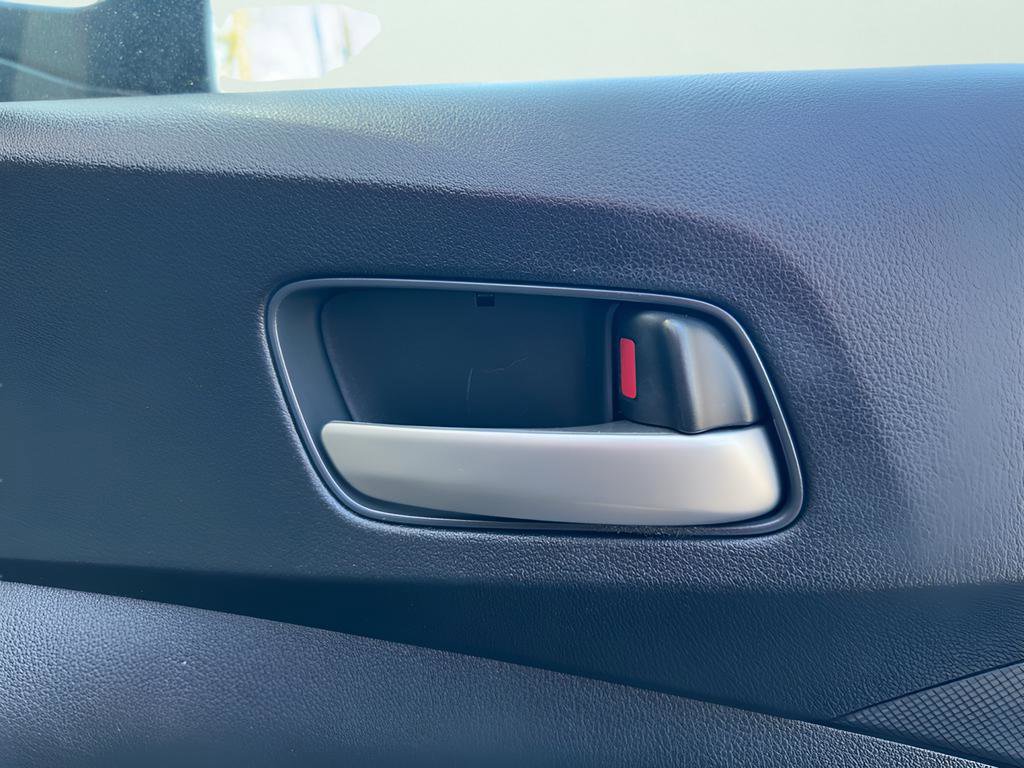 Used 2015 Honda CR-V LX image 46