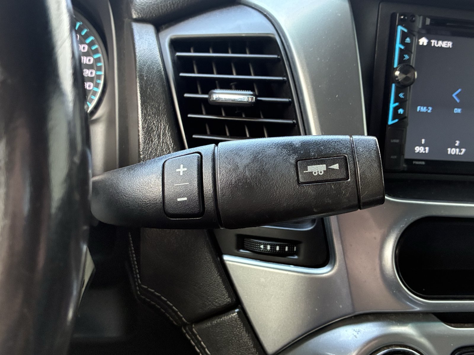 Used 2019 Chevrolet Tahoe LS w/ Enhanced Driver Alert Package RWD image 35