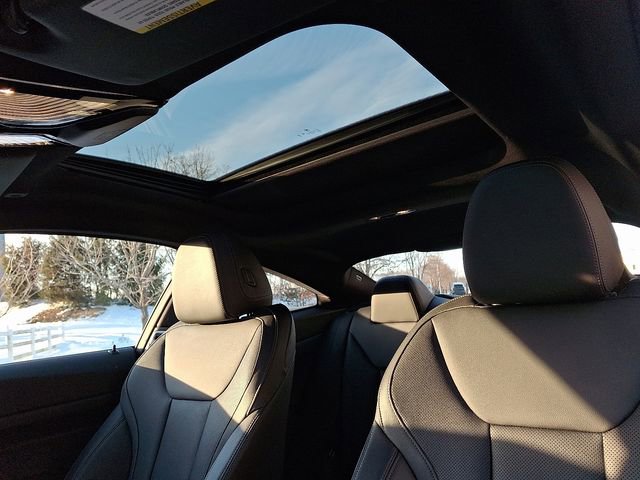 Used 2024 BMW 440i xDrive Coupe w/ Shadowloine Package image 12