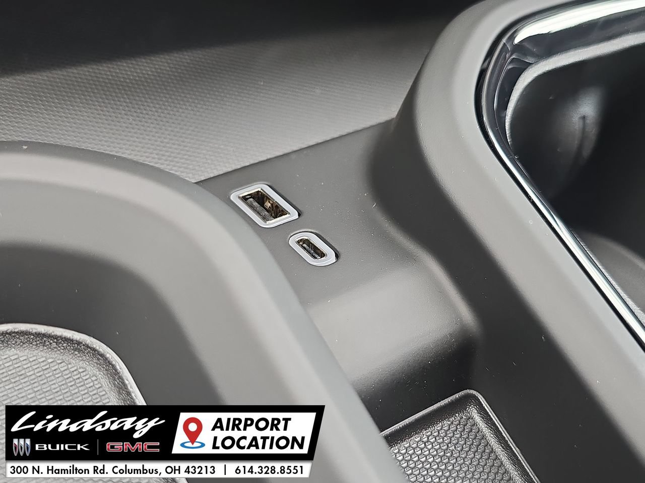 New 2026 GMC Sierra 2500 AT4 w/ AT4 Premium Plus Package AWD/4WD image 40