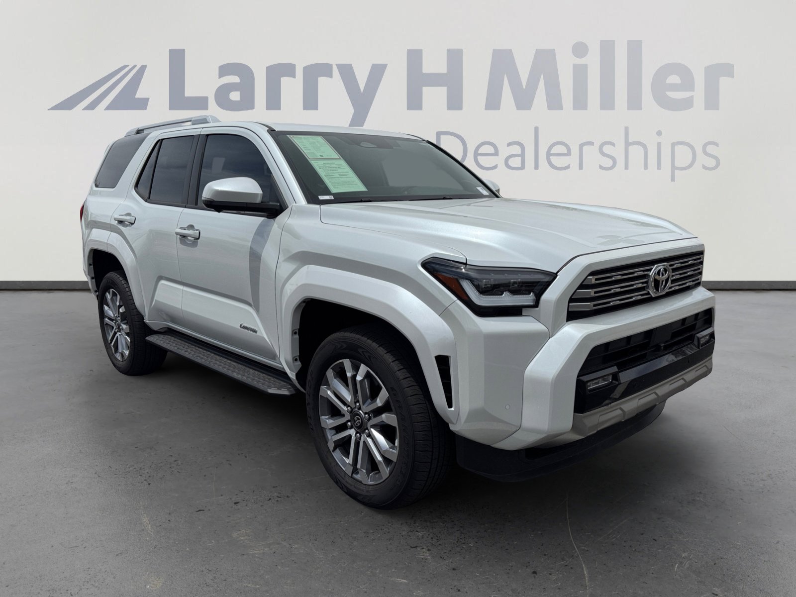 Certified 2025 Toyota 4Runner Limited AWD/4WD image 7