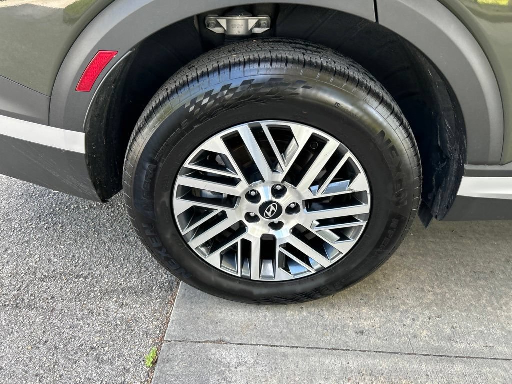 Used 2026 Hyundai Palisade SEL FWD image 21