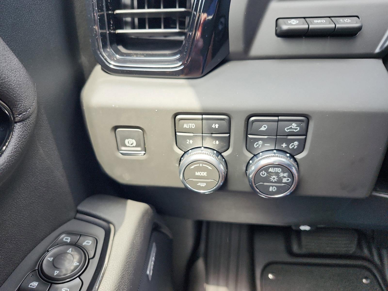 New 2026 GMC Sierra 1500 AT4 w/ AT4 Premium Package image 21