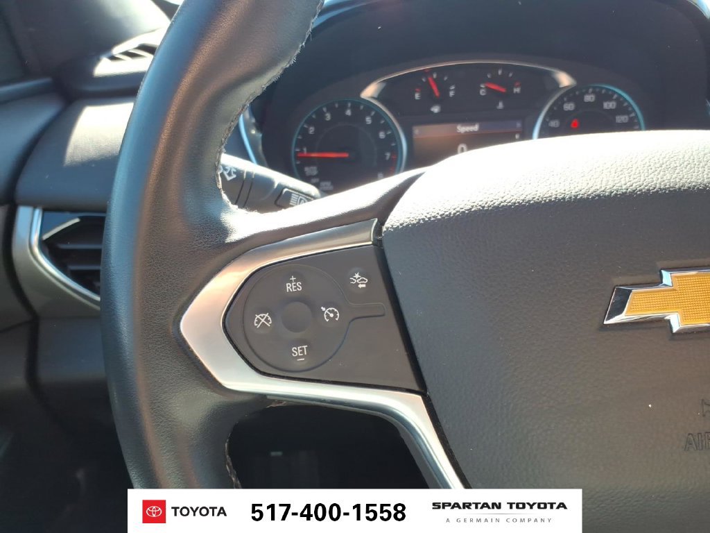 Used 2023 Chevrolet Traverse LT w/ Rear Camera Mirror Package AWD/4WD image 17