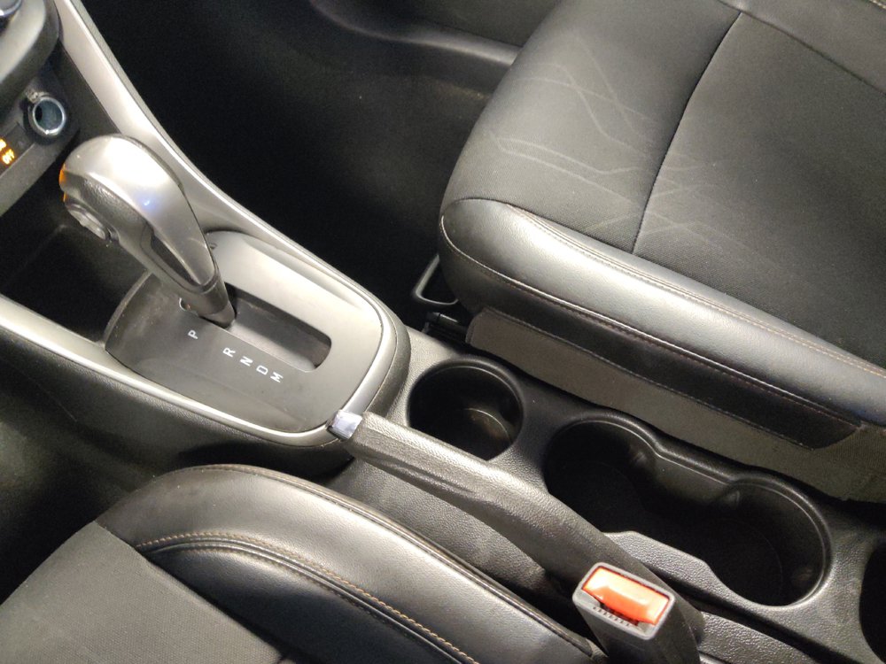 Used 2020 Chevrolet Trax LT w/ LT Convenience Package FWD image 26