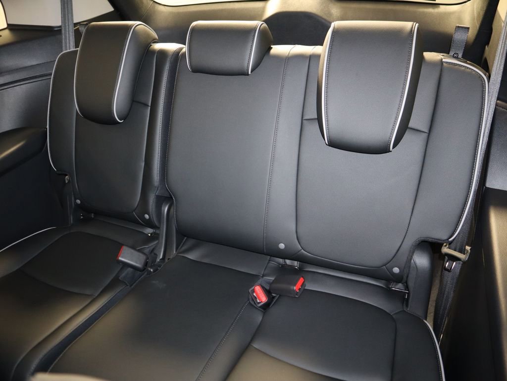 New 2026 Honda Odyssey Touring image 24