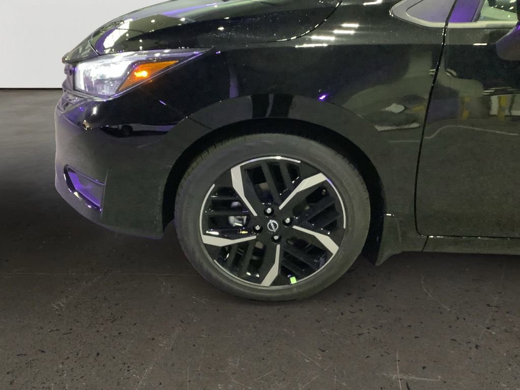 New 2025 Nissan Versa SR w/ Trunk Package image 10