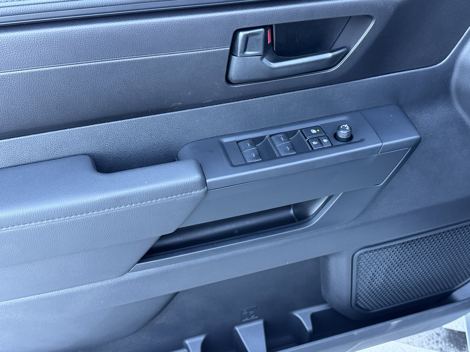 New 2026 Toyota Tundra SR image 17