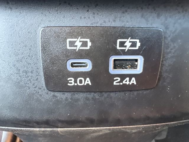 Used 2025 Subaru Legacy Premium image 22