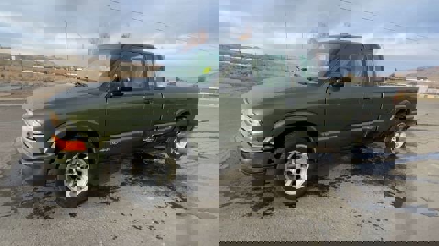 Used 2001 Chevrolet S10 Pickup LS w/ Preferred Equipment Group image 4