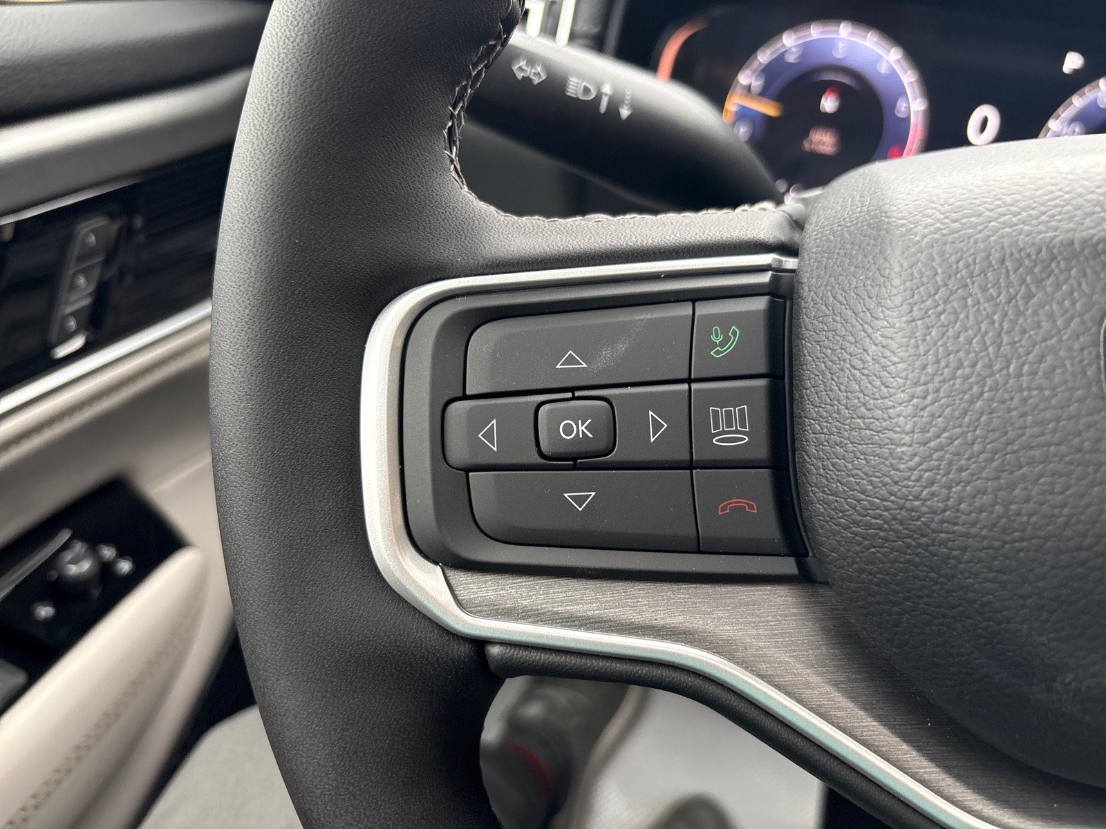 New 2026 Jeep Grand Wagoneer 4WD image 17