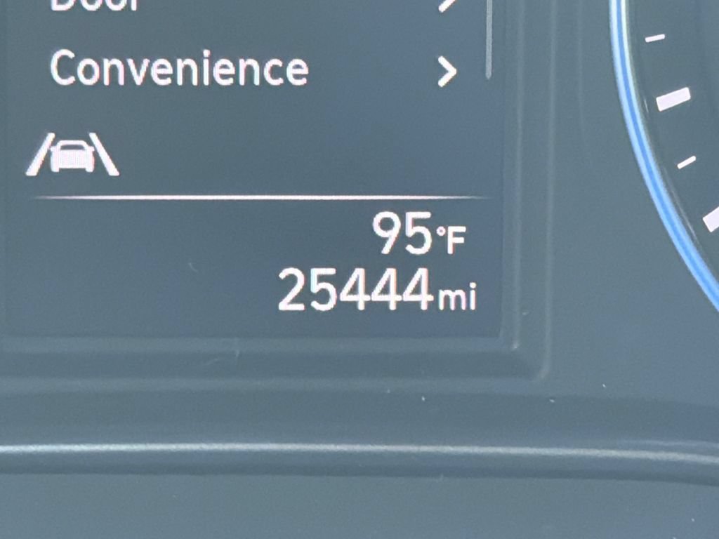 Used 2023 Hyundai Kona SEL AWD/4WD image 18
