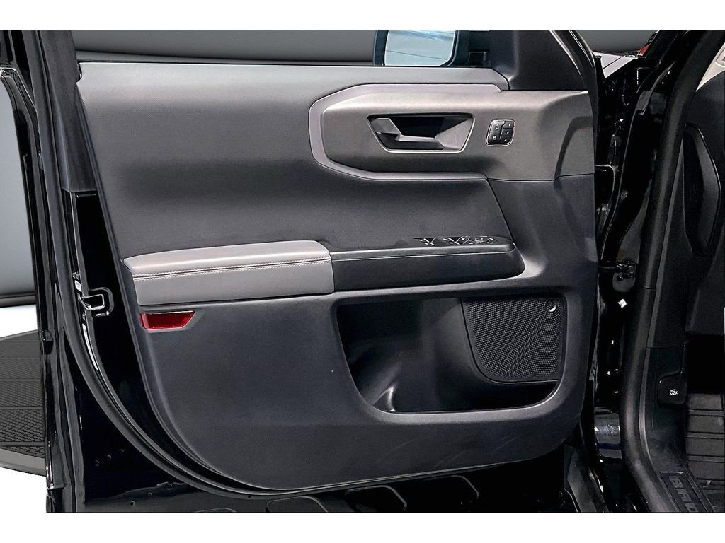 Used 2025 Ford Bronco Sport Badlands image 24