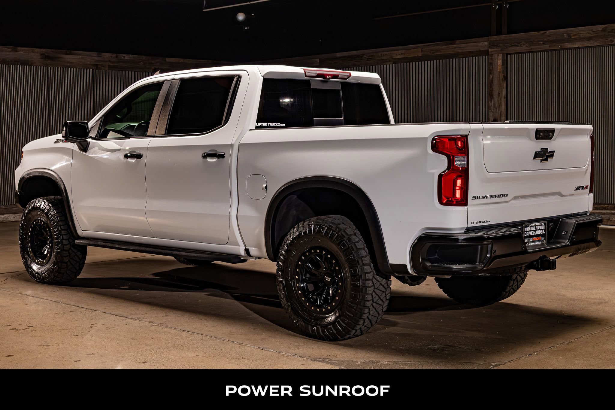 Used 2022 Chevrolet Silverado 1500 ZR2 w/ Technology Package image 6