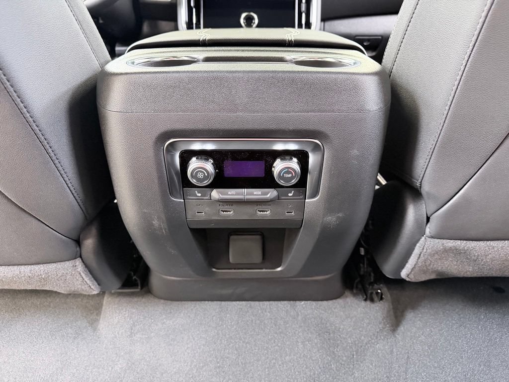 New 2026 GMC Yukon XL Elevation w/ Elevation Premium Package AWD/4WD image 27