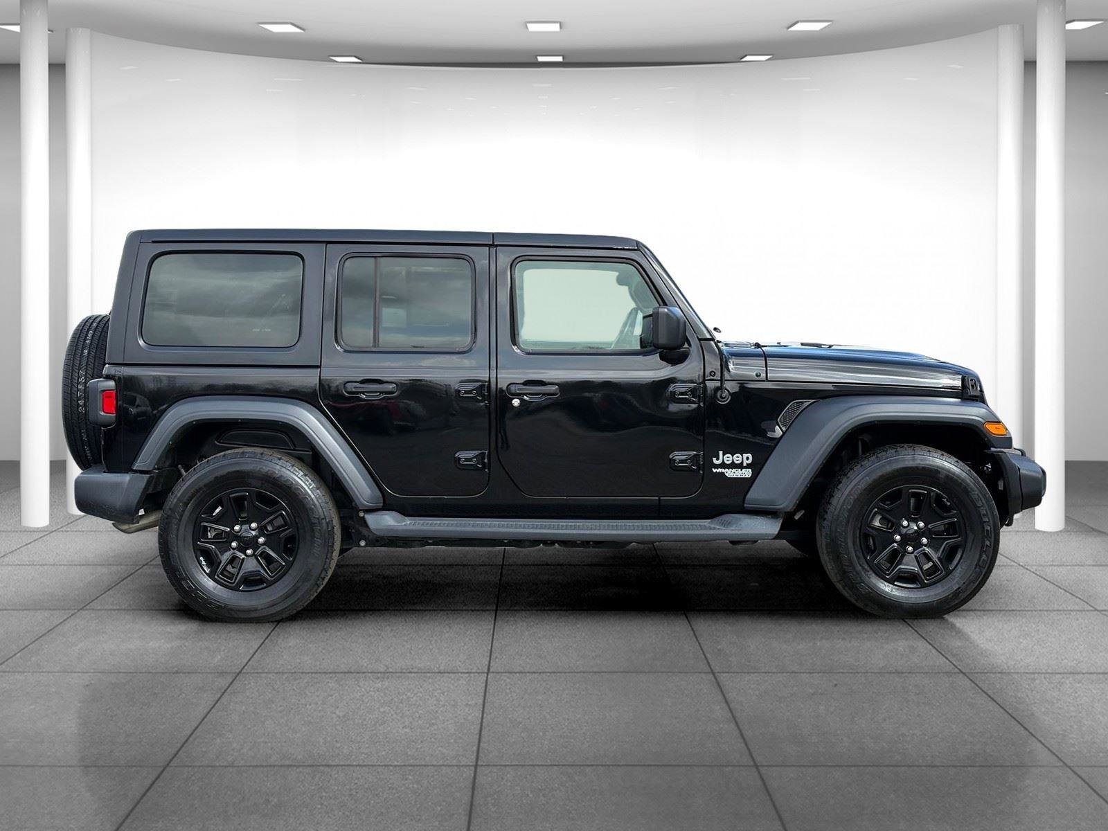 Used 2018 Jeep Wrangler Unlimited Sport S image 8