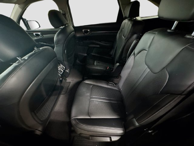 Certified 2022 Kia Sorento S AWD/4WD image 25