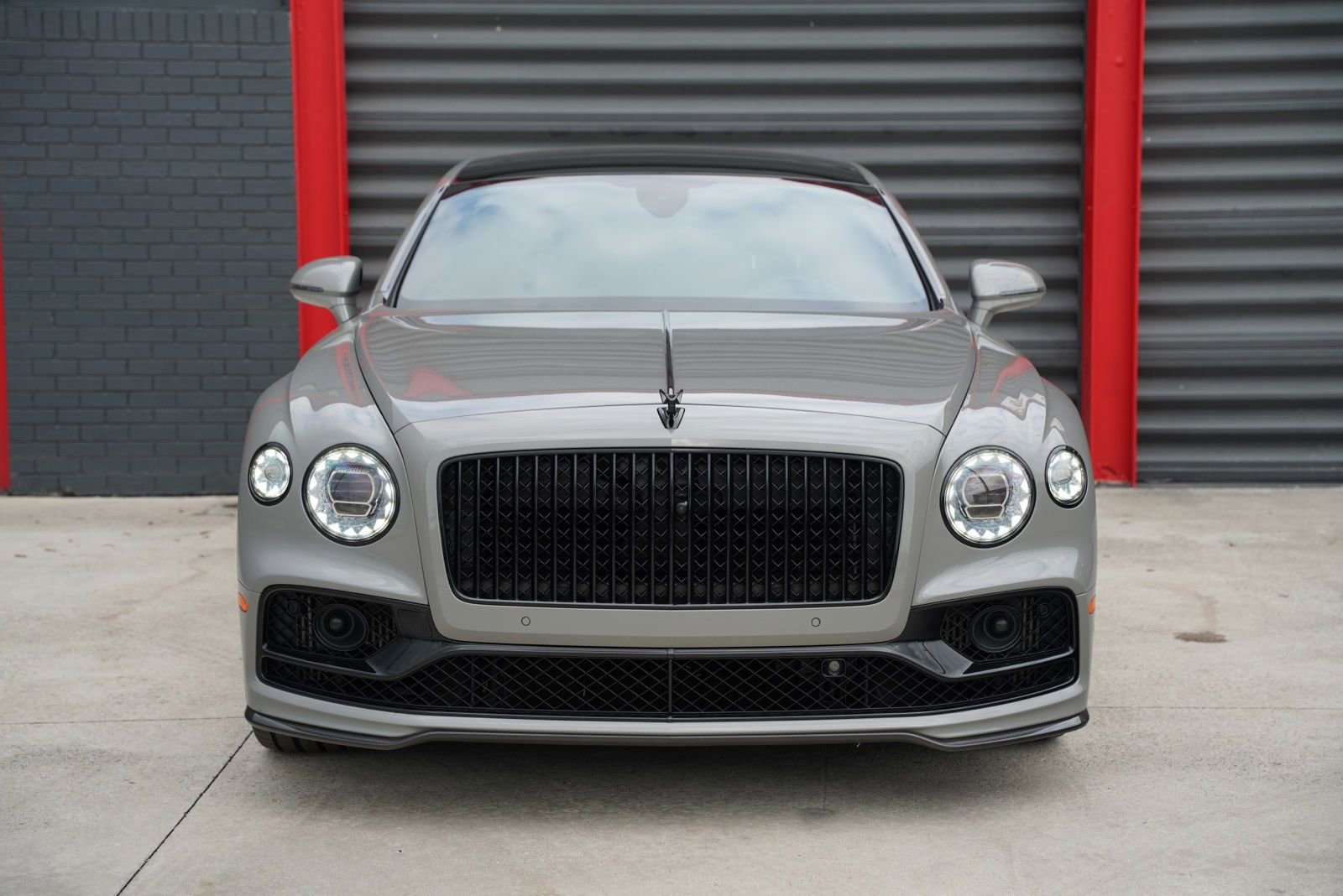 Used 2023 Bentley Flying Spur Azure AWD/4WD video 2