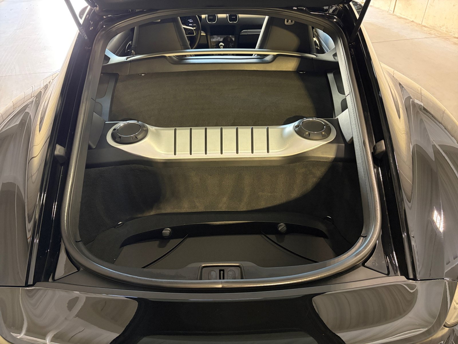 Certified 2025 Porsche 718 Cayman RWD image 29