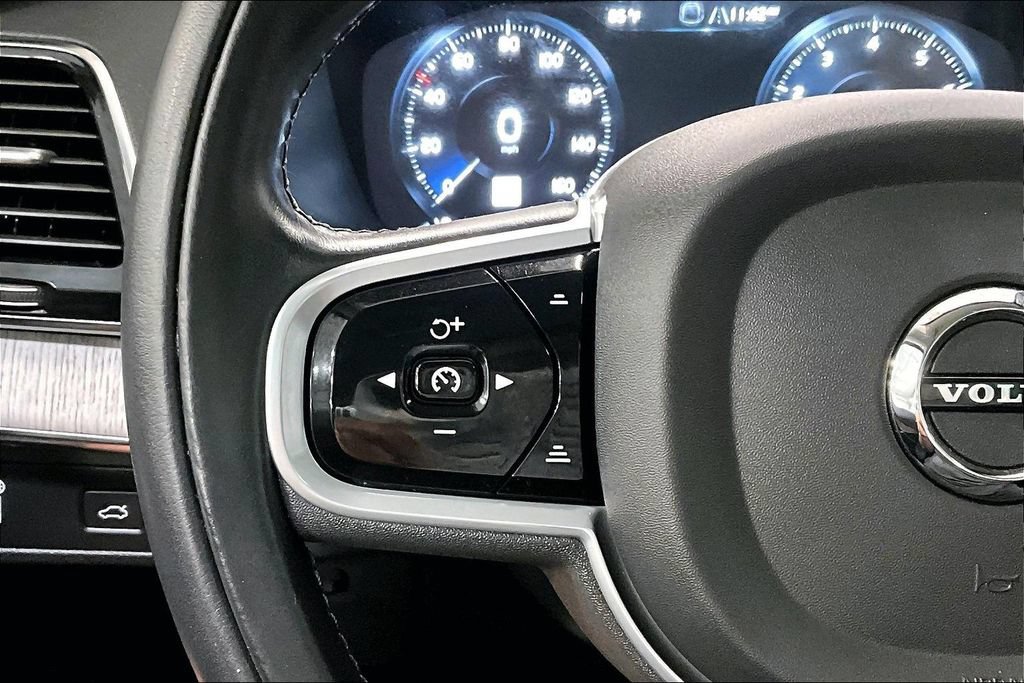 Certified 2022 Volvo XC90 T6 Inscription AWD/4WD image 11