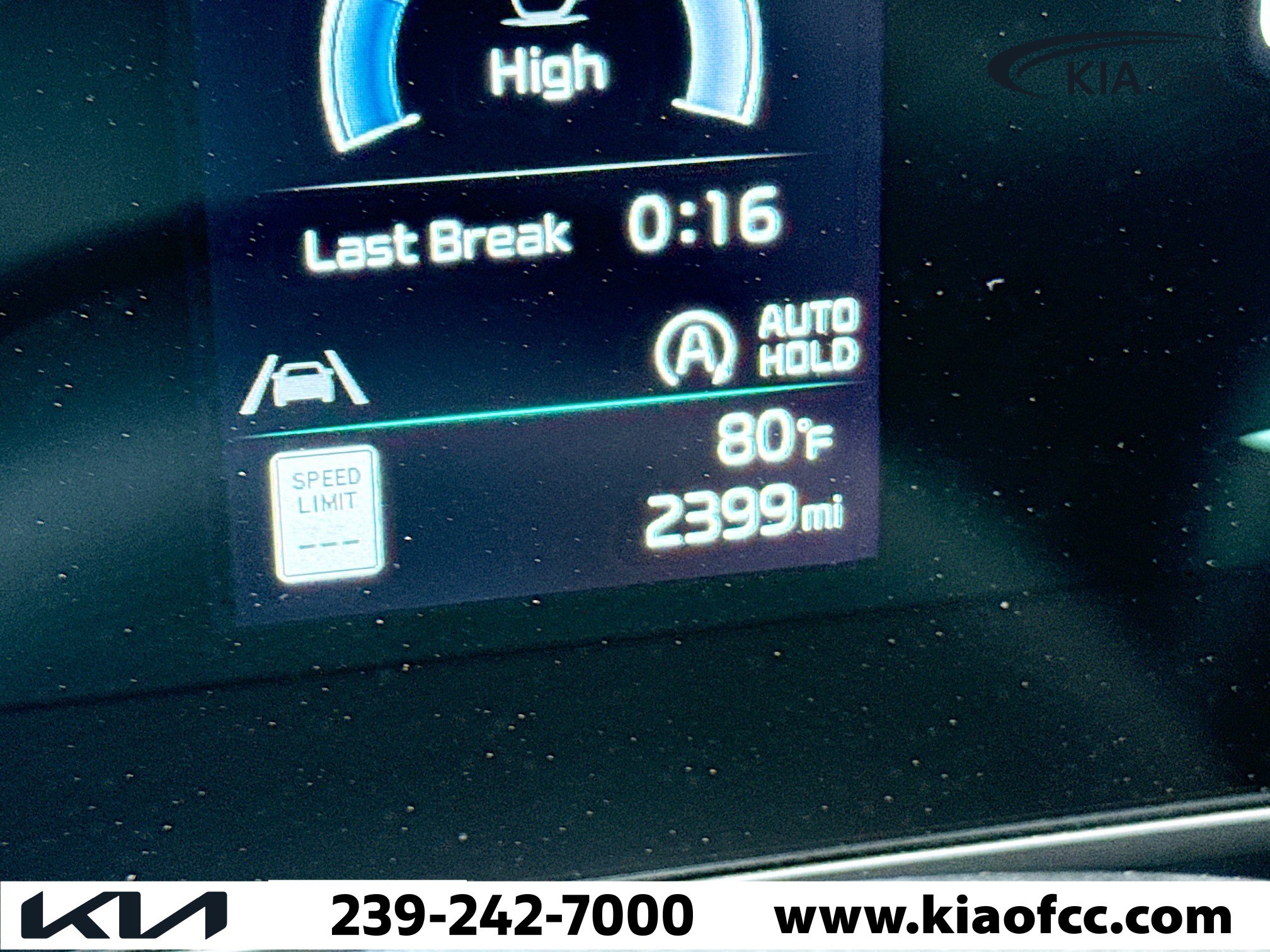 Used 2025 Kia Sportage EX image 38