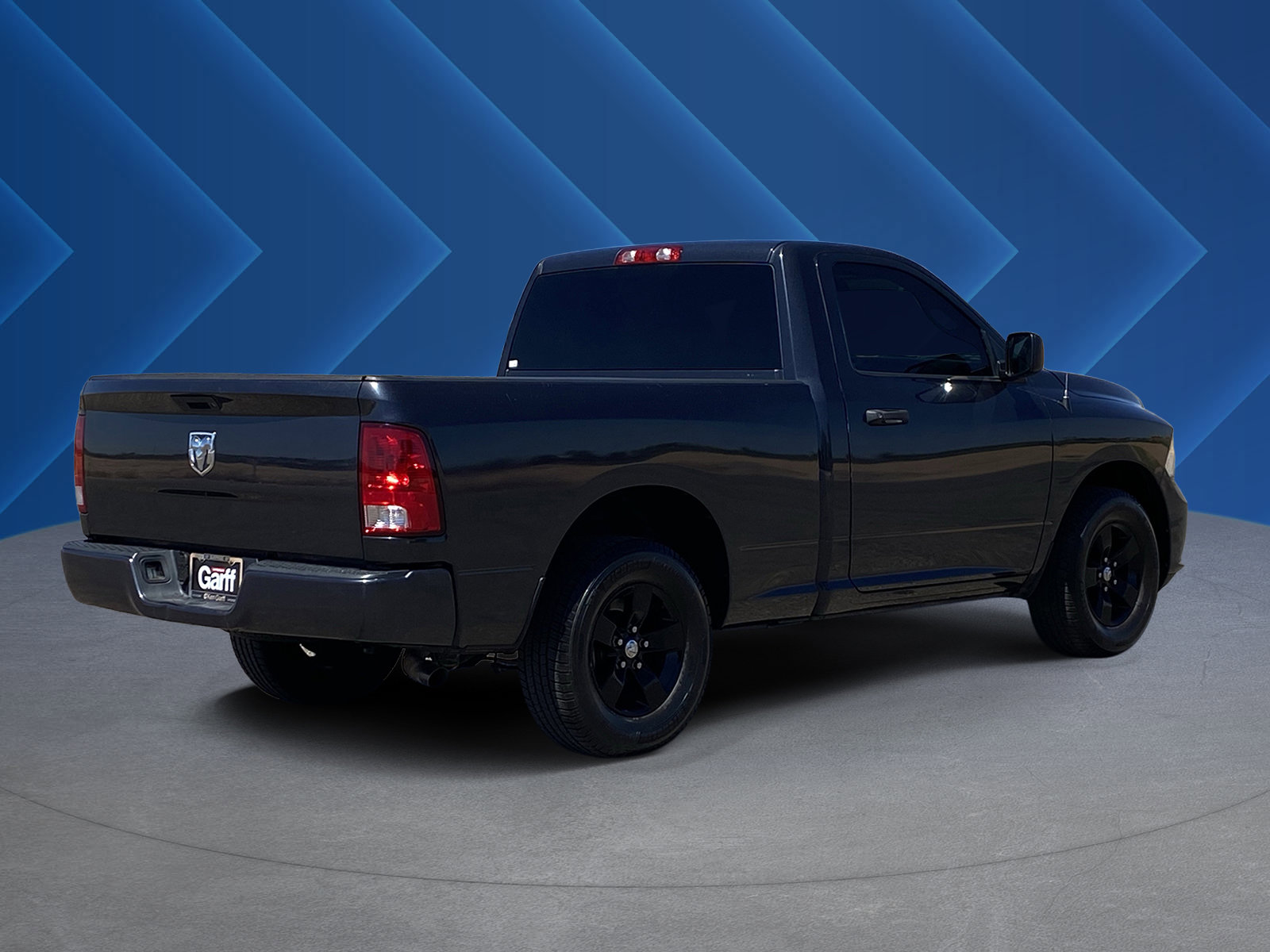 Used 2016 RAM 1500 Express RWD image 3
