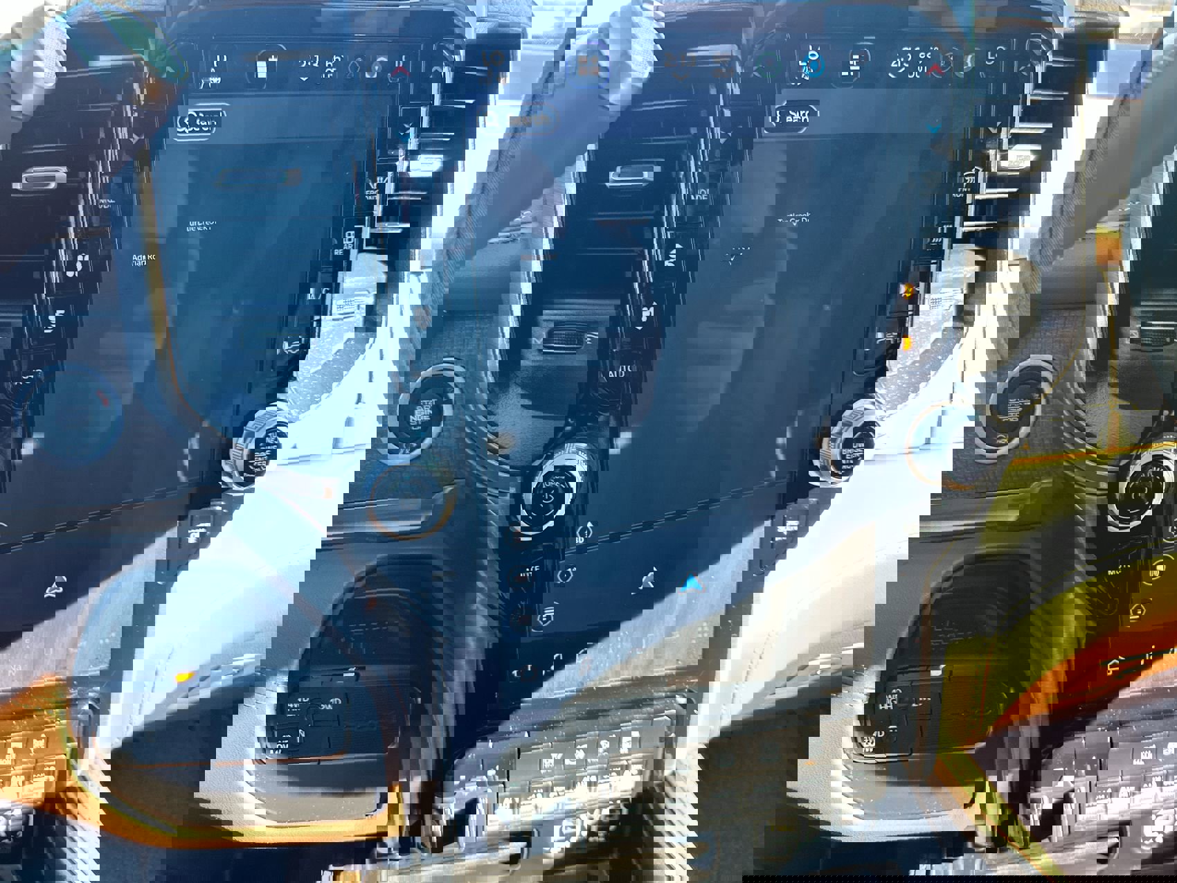 Used 2024 RAM 3500 Limited image 18