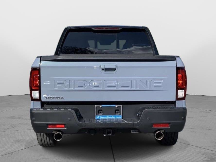 Certified 2024 Honda Ridgeline Black Edition image 4