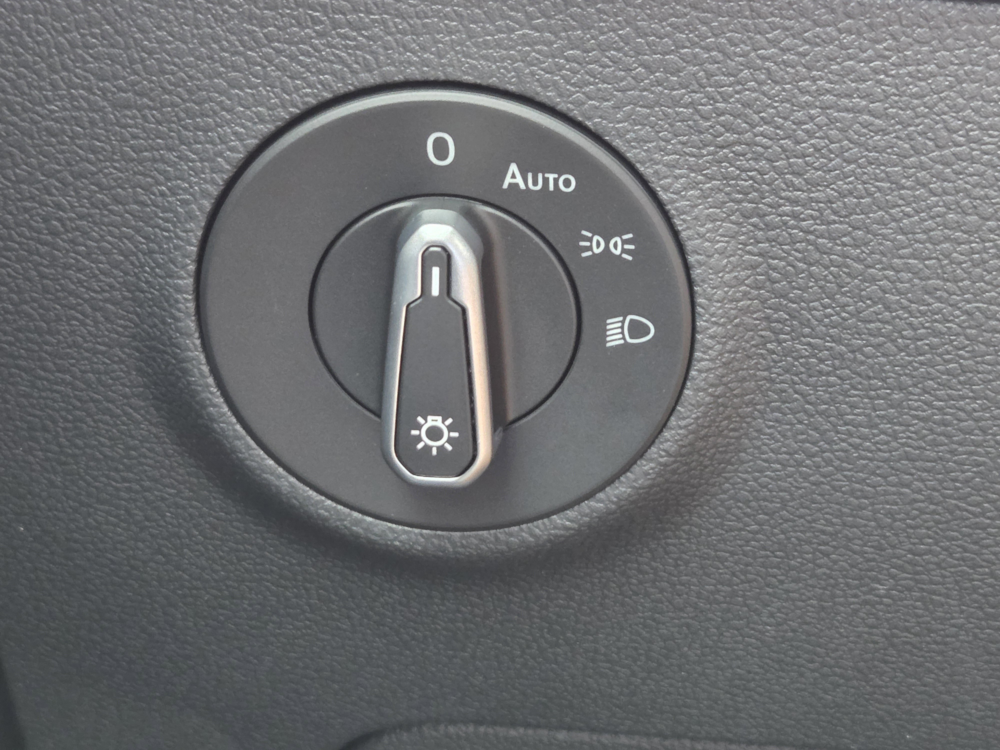 New 2025 Volkswagen Taos S image 10