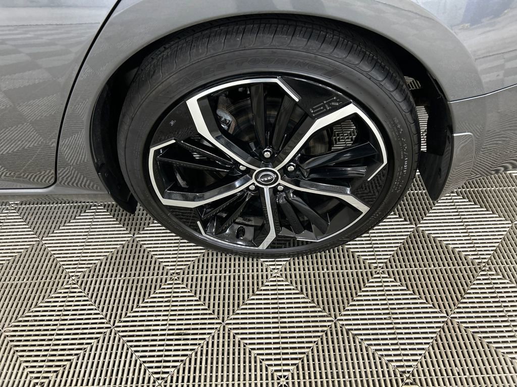 Used 2024 Nissan Altima 2.5 SR image 10
