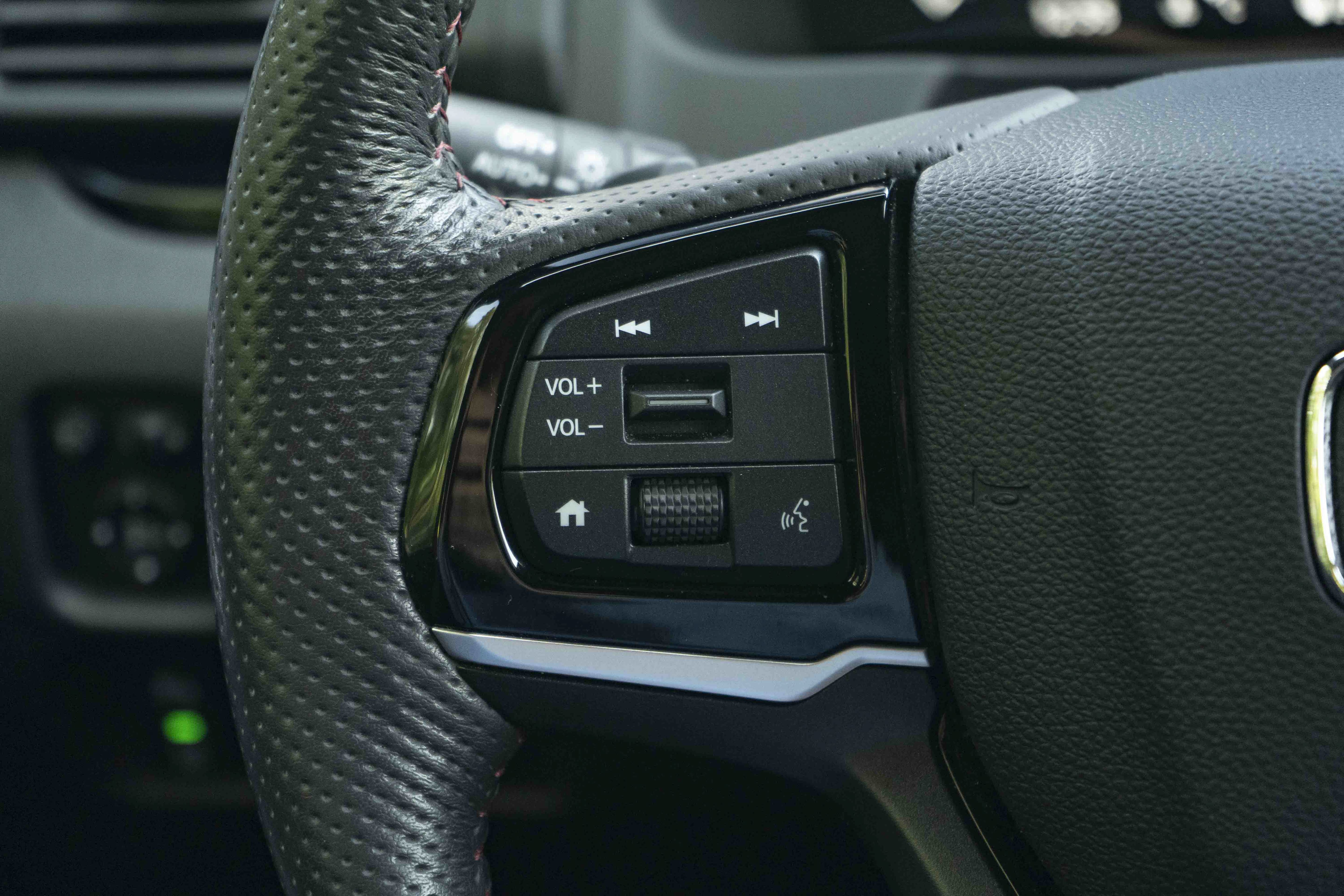 Used 2025 Honda Ridgeline Black Edition image 21