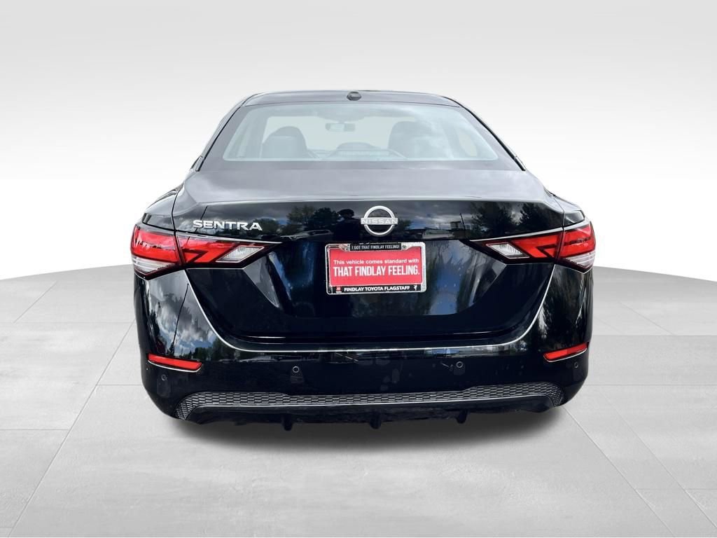 Used 2025 Nissan Sentra SV image 4