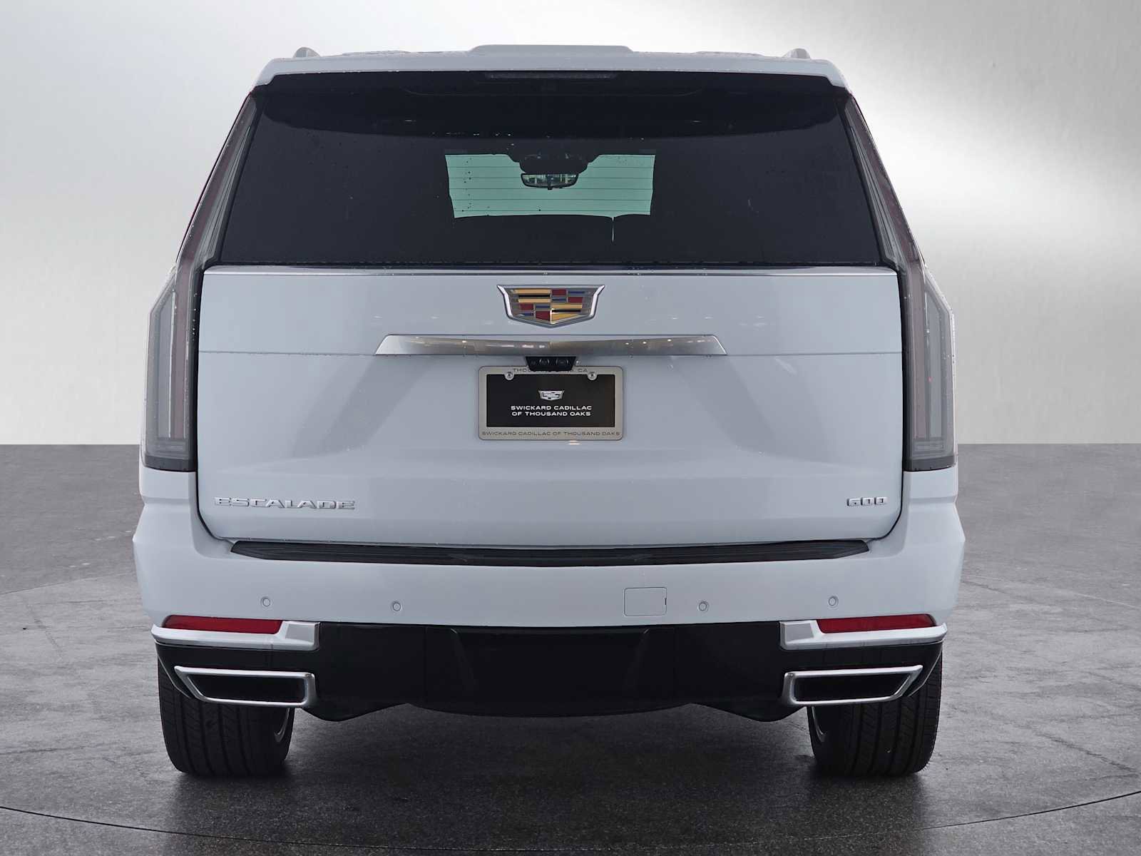 New 2026 Cadillac Escalade ESV Luxury w/ Touring Package image 4