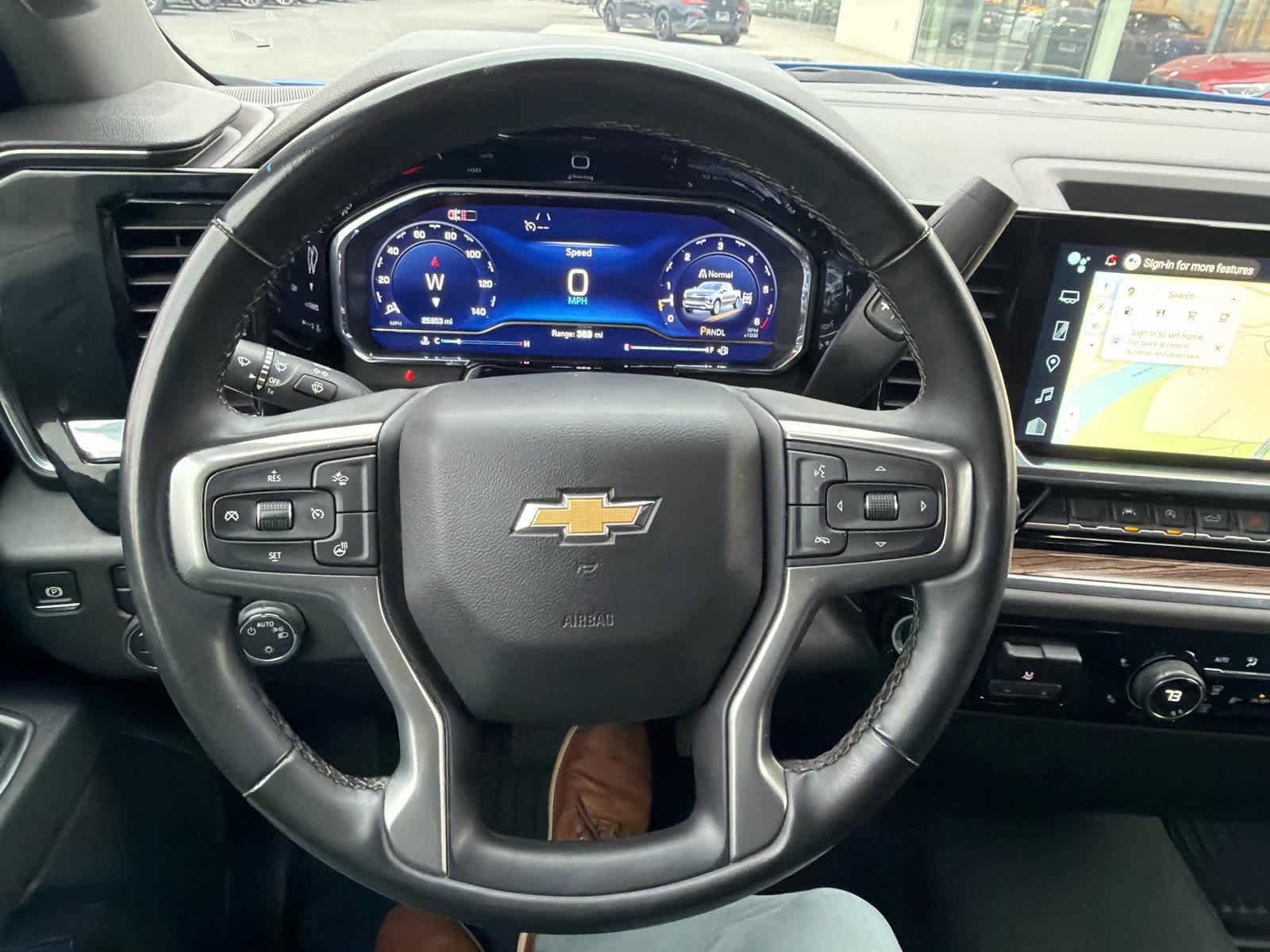 Used 2025 Chevrolet Silverado 1500 LT image 32