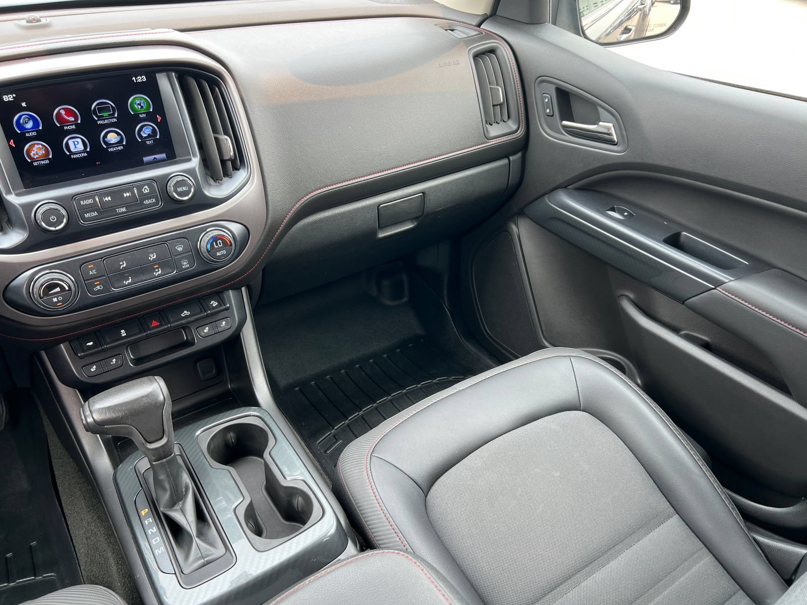 Certified 2016 GMC Canyon SLE w/ All Terrain Adventure Package AWD/4WD image 38