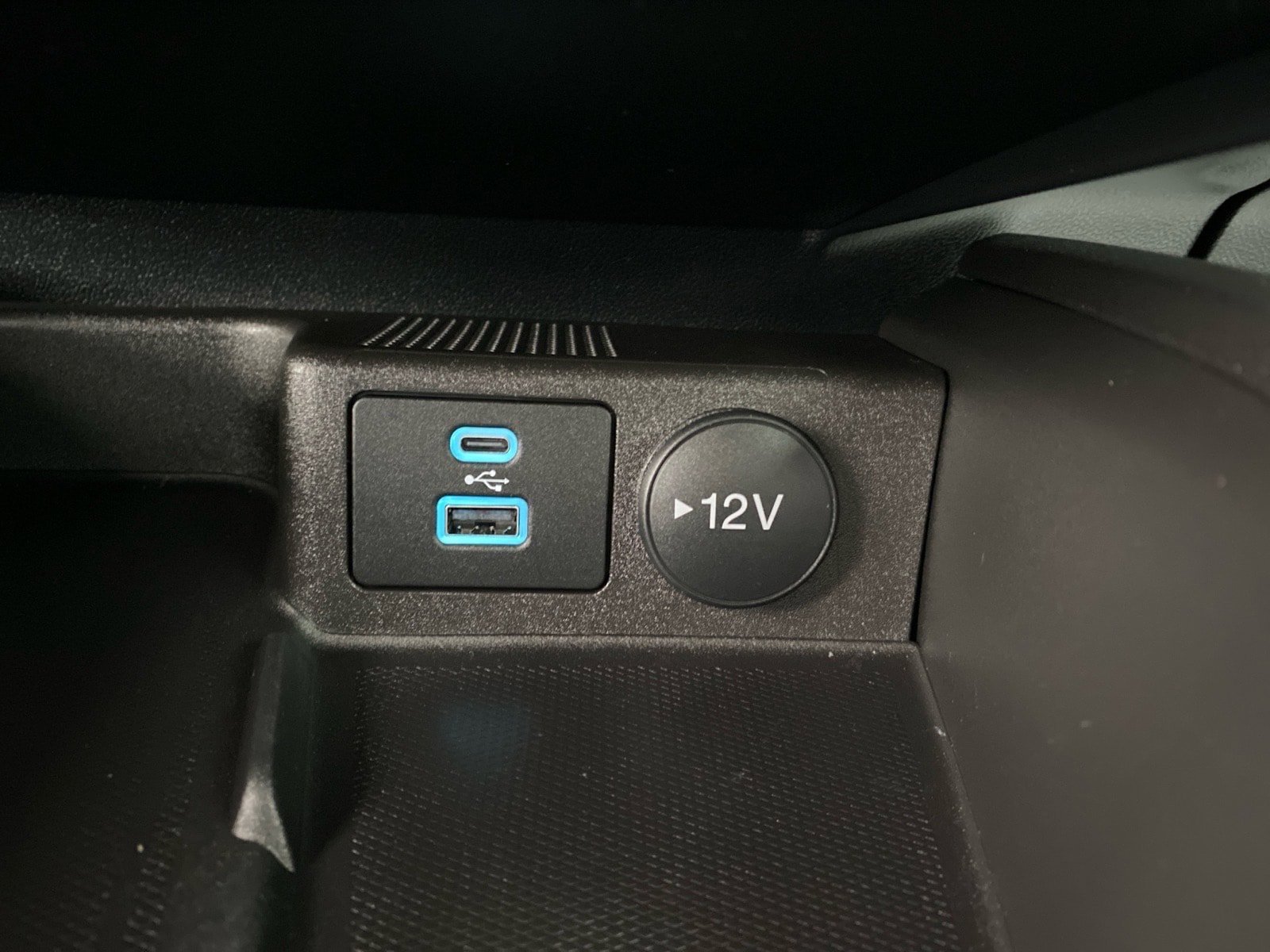 Used 2023 Ford Escape Active w/ Tech Pack #2 AWD/4WD image 13