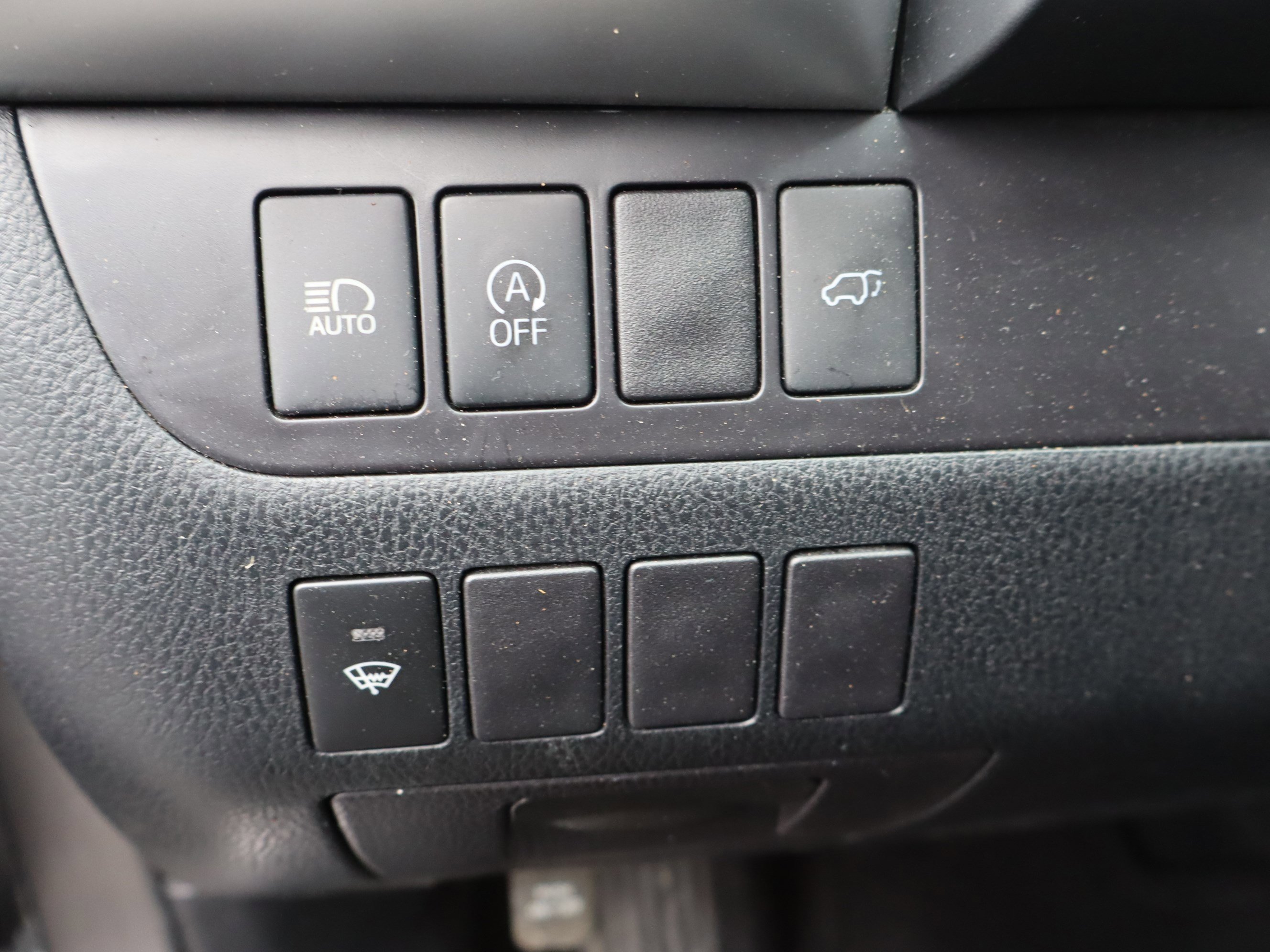 Used 2019 Toyota Highlander XLE image 19